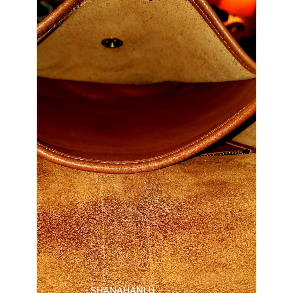 Coach VTG British Tan Leather #5731 RARE Crossbody - Picture 11 of 13